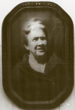 See Photo Caption